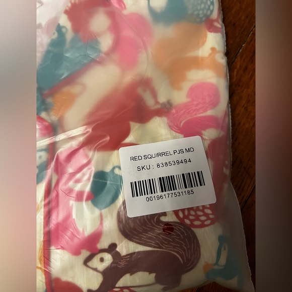 Taylor Swift Red Squirrel PJs “we are never getting back together” - Picture 2 of 4